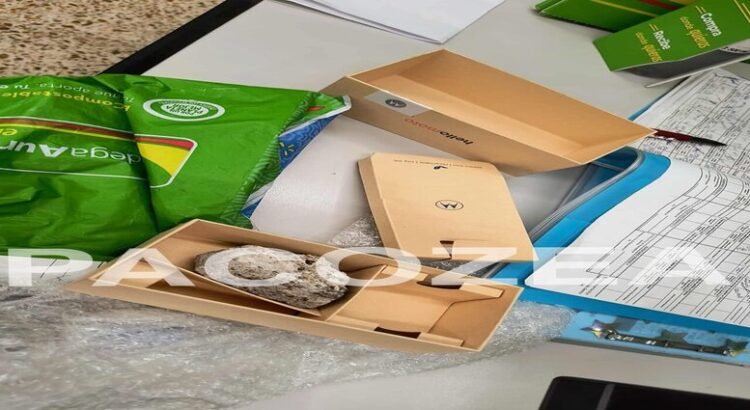 Compran celulares y recibieron cajas con piedras en tienda de Cuernavaca Compran celulares y recibieron cajas con piedras en tienda de Cuernavaca