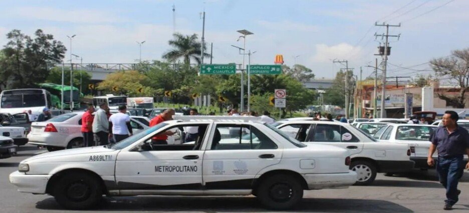 Taxistas de Cuernavaca amenazan con realizar bloqueos el próximo jueves 12 de febrero