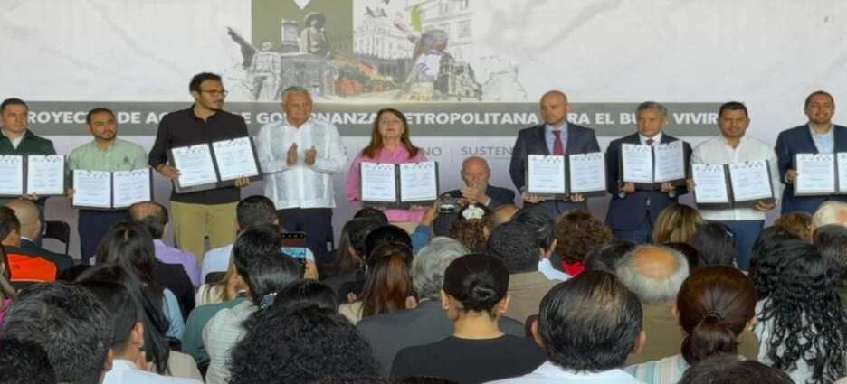 Gobernadora firma convenio con 7 municipios para fortalecer la zona metropolitana de Cuernavaca