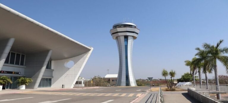 Crean Ruta Cuernavaca-Edmonton, Canadá, con vuelos de carga