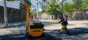 Avanza programa de bacheo en colonia reforma de Cuernavaca